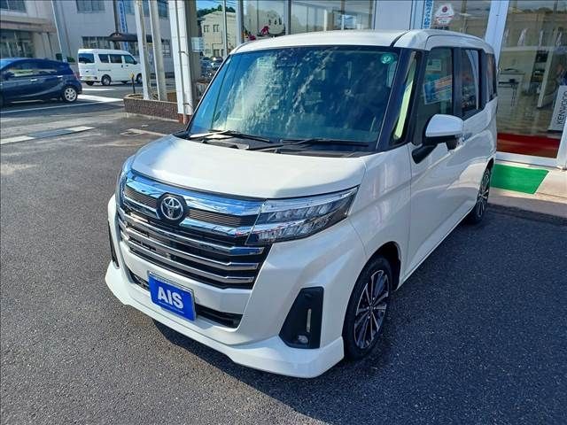 TOYOTA ROOMY 2021