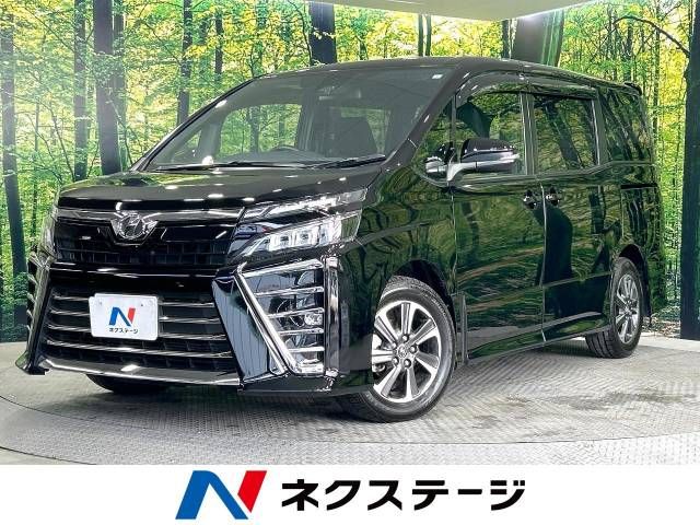 TOYOTA VOXY 2017