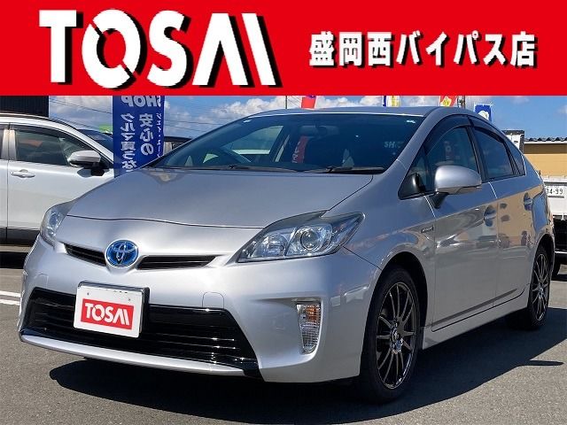 TOYOTA PRIUS 2013