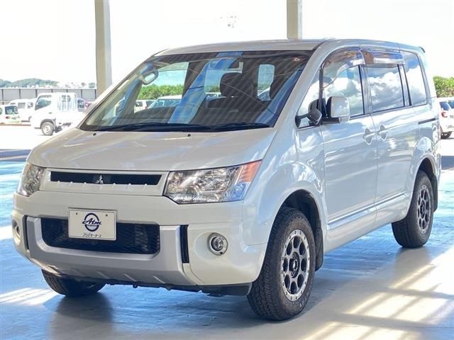 MITSUBISHI DELICA D:5 4WD 2015