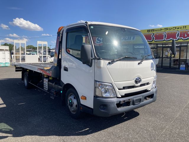 TOYOTA DYNA 2020