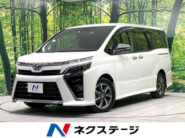 TOYOTA VOXY 2019