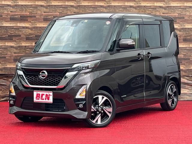 NISSAN ROOX 2022