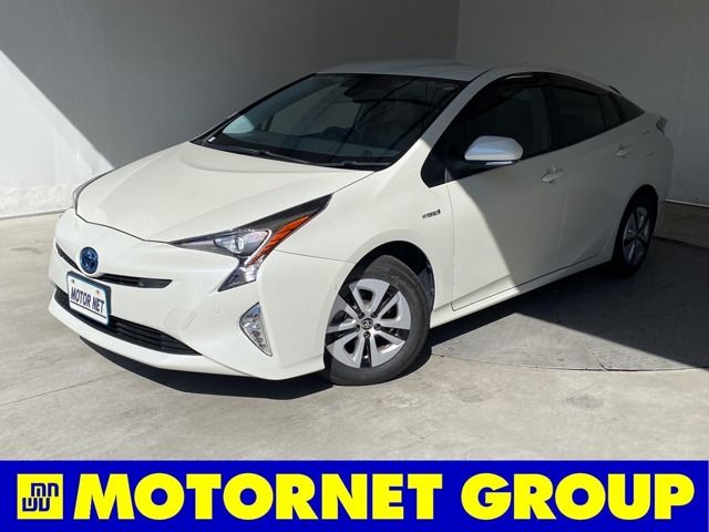 TOYOTA PRIUS 2016