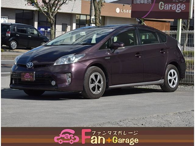 TOYOTA PRIUS 2012