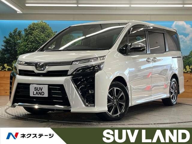 TOYOTA VOXY 2019