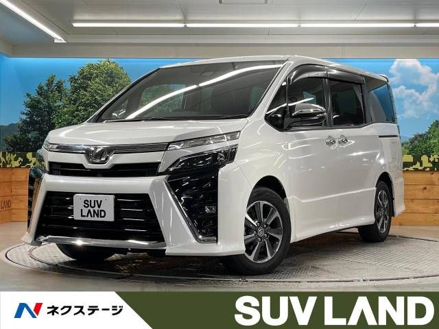 TOYOTA VOXY 2019