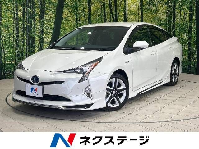 TOYOTA PRIUS 2018