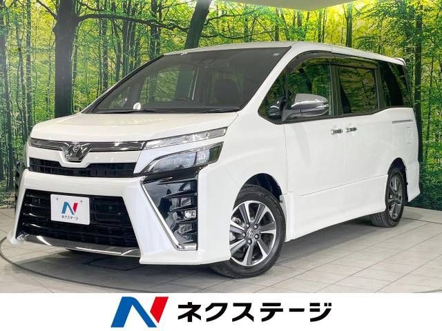 TOYOTA VOXY 2019