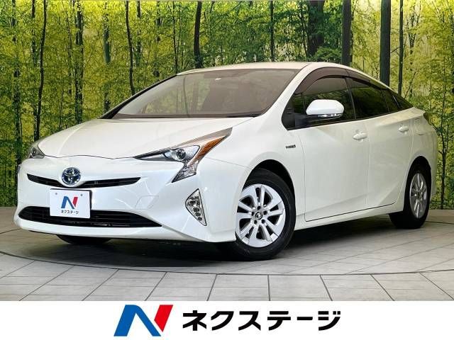 TOYOTA PRIUS 2015