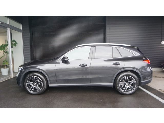 MERCEDES-BENZ GLC class 2023