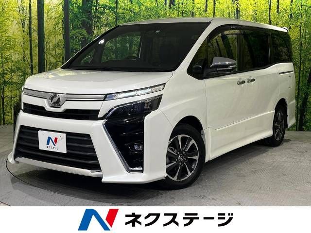 TOYOTA VOXY 2018