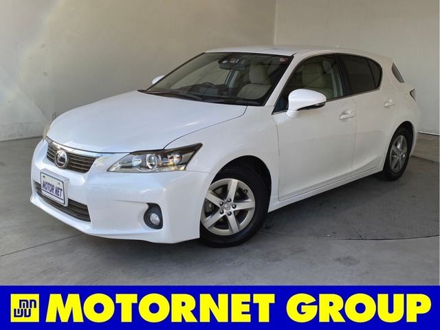 TOYOTA LEXUS CT200h 2011