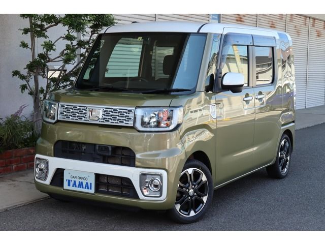 DAIHATSU WAKE 2016