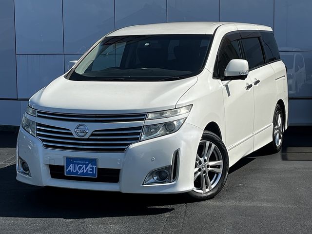 NISSAN ELGRAND 2011