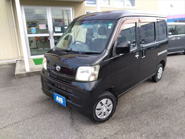 TOYOTA PIXIS van 4WD 2013