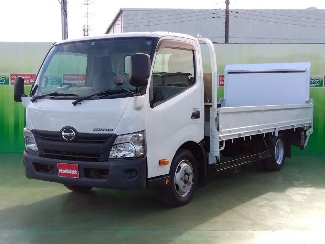 HINO DUTRO 2017