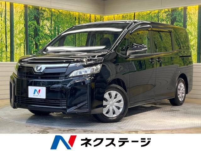 TOYOTA VOXY 2018