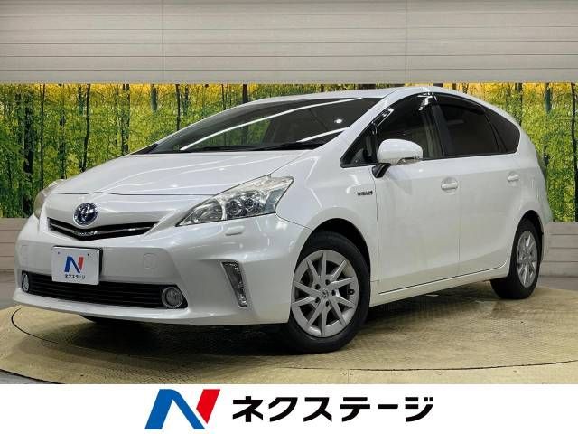 TOYOTA PRIUS ALPHA 2013