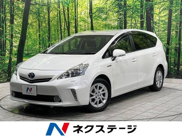 TOYOTA PRIUS ALPHA 2013