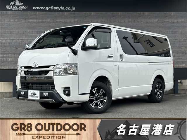 TOYOTA HIACE van 4WD 2023