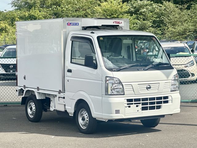 NISSAN NT100 CLIPPER 4WD 2023