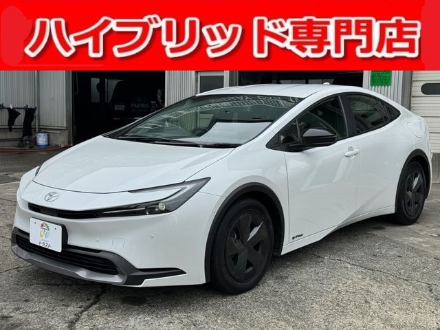 TOYOTA PRIUS 4WD 2023