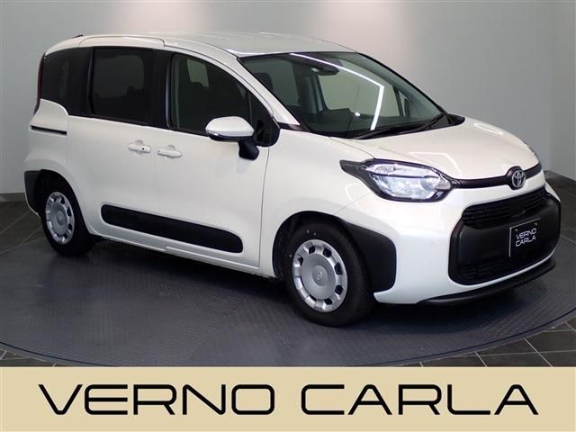 TOYOTA SIENTA HYBRID 2023