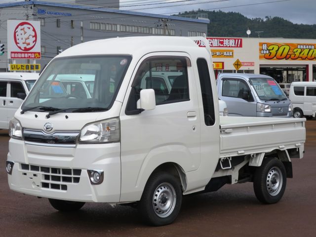 DAIHATSU HIJET truck 4WD 2016