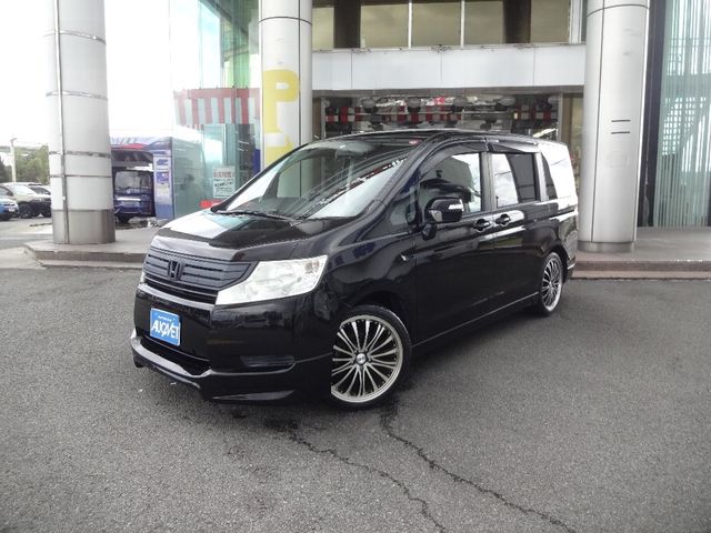 HONDA STEPWAGON 2010