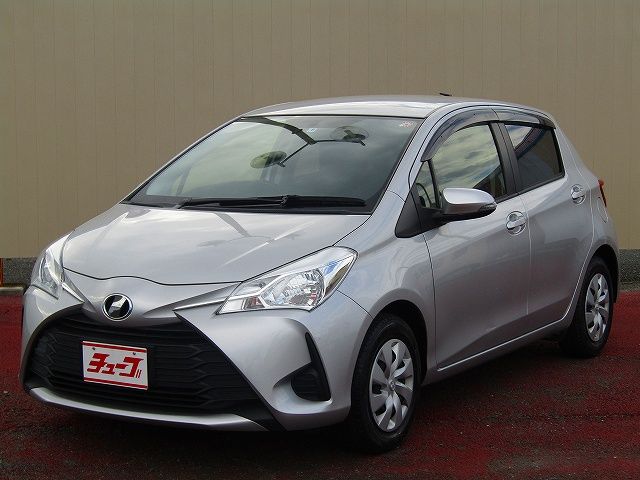 TOYOTA VITZ 2019