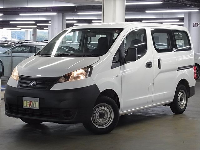 MITSUBISHI DELICA van 2WD 2018