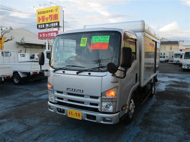 ISUZU エルフ 2014