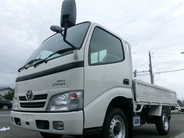 Isuzu ELF 2019