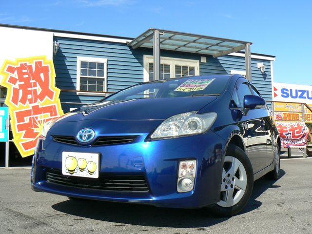 TOYOTA PRIUS 2010