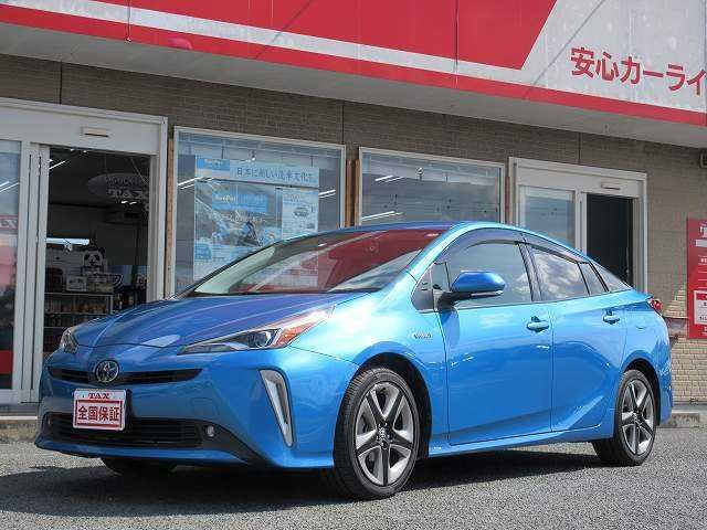 TOYOTA PRIUS 2019