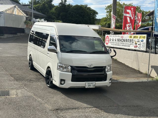 TOYOTA HIACE COMMUTER 2008