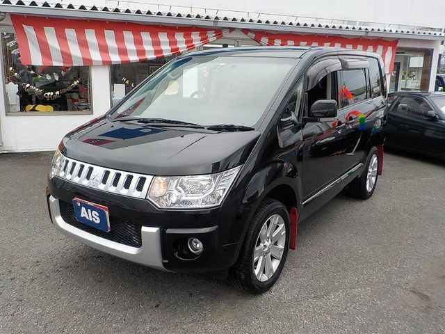 MITSUBISHI DELICA D:5 4WD 2017