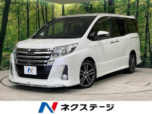 TOYOTA NOAH 4WD 2014