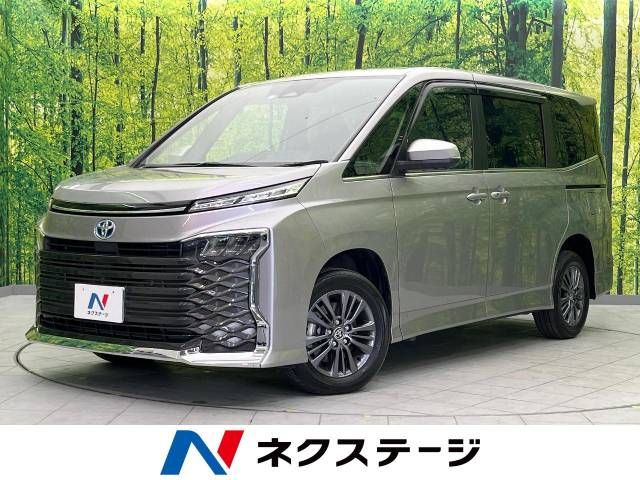 TOYOTA VOXY HYBRID 4WD 2023