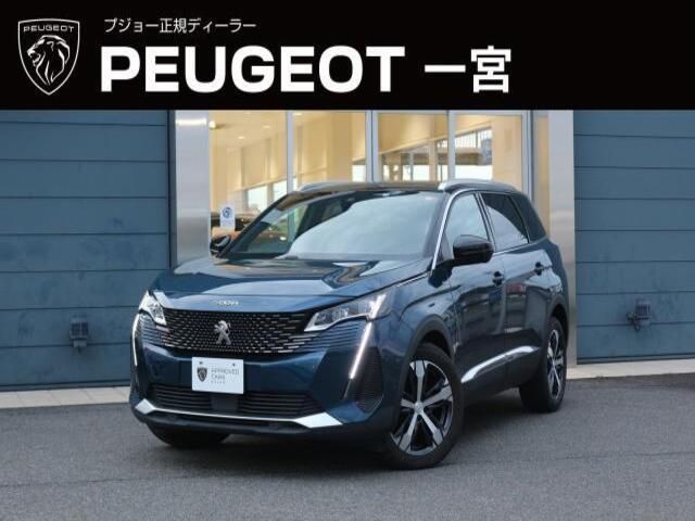 PEUGEOT 5008 2021