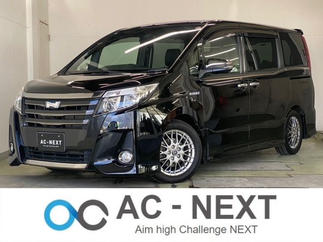 TOYOTA NOAH HYBRID 2016