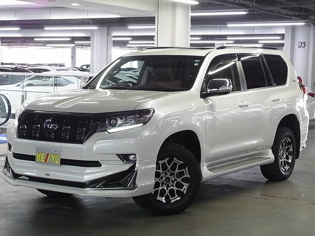 TOYOTA LANDCRUISER PRADO 2022