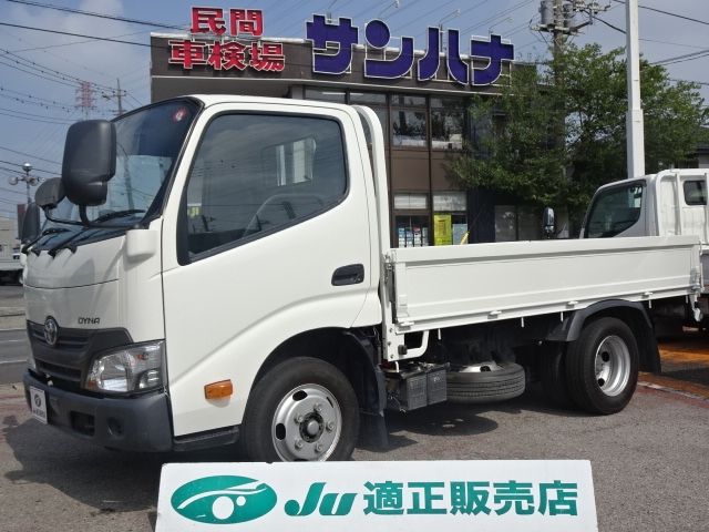 TOYOTA DYNA 2018