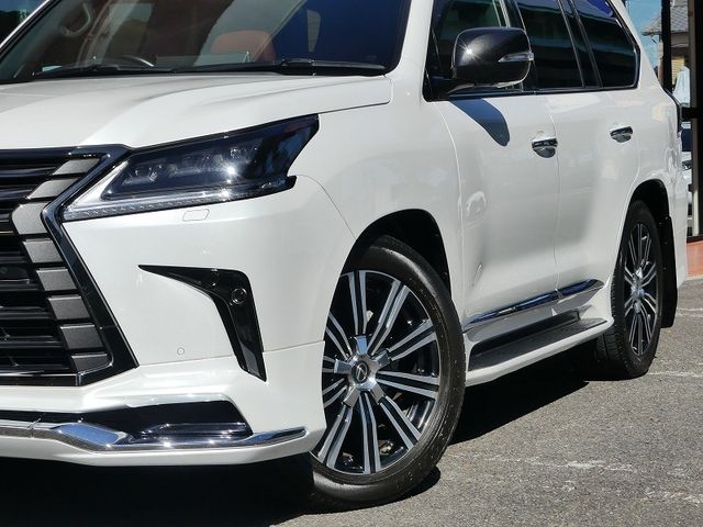 TOYOTA LEXUS LX570 AWD 2020