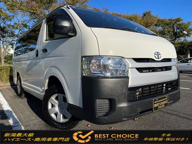 TOYOTA HIACE van 4WD 2015