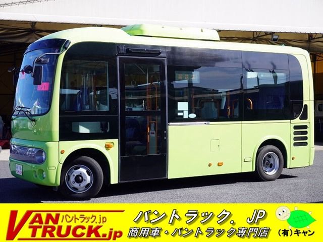 HINO Poncho 2018