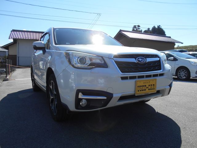 SUBARU FORESTER 2017