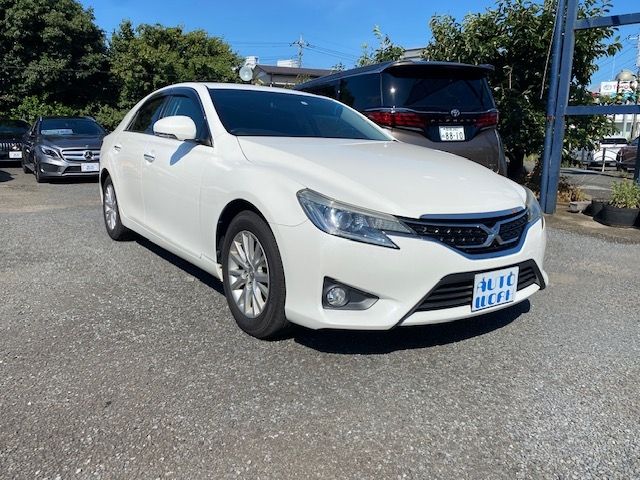 TOYOTA MARK X 2013