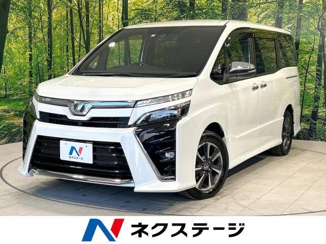 TOYOTA VOXY 2019